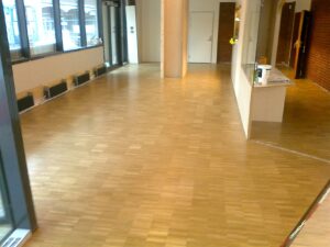 cyklinowanie, renowacja parkietu, podłoga drewniana, olejowanie, lakierowanie, bezpyłowe cyklinowanie, usuwanie szczelin, Piaseczno, Warszawa,