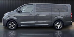 Wynajem GAJA Toyota Verso VIP Long 2024-01