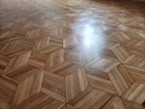 cyklinowanie podłóg, renowacja podłogi drewnianej, cyklinowanie bezpyłowe,