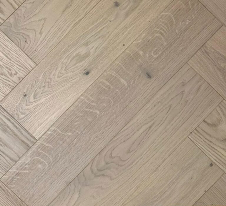 Błyszcz na Parkiecie Dębowym